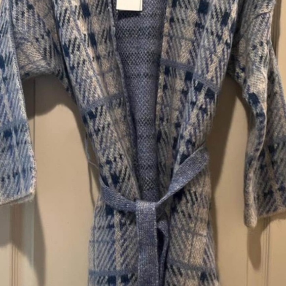 Ganni Blue and Cream Knit Sweater - Picture 1 of 9